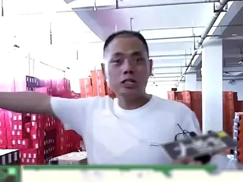Chi 185 triệu đồng cho KOL nổi tiếng livestream bán giày, cuối cùng chỉ chốt đơn được 58 đôi, chủ shop đòi bồi thường thì nhận được tuyên bố: “Chưa từng cam kết doanh số”