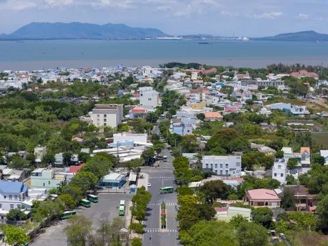 Chuyển đổi đất vườn lên đất ở đóng thuế tiền tỷ: Giải pháp là gì?