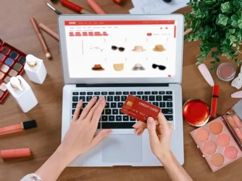 Gen Z Việt thích mua sắm trực tuyến