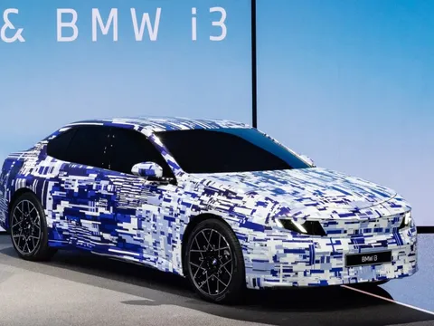 Mẫu sedan thuần điện BMW i3 sắp ra mắt có gì đặc biệt?