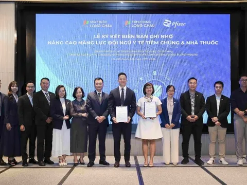 Pfizer Việt Nam và Long Châu hợp tác nâng cao năng lực đội ngũ y tế tiêm chủng và nhà thuốc