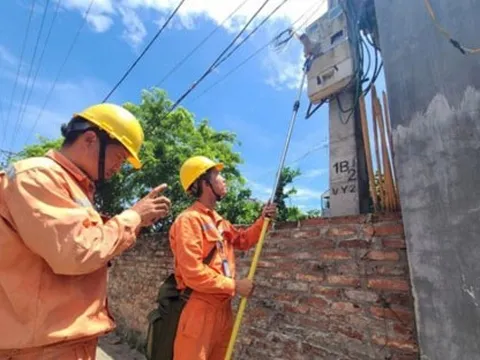 Cụ bà nhận hóa đơn tiền điện 12 triệu đồng/tháng, bất ngờ kết quả kiểm tra