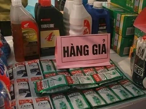Mua phải hàng giả, hàng nhái trên online, người tiêu dùng có thể làm gì để lấy lại tiền?
