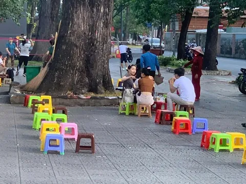 Vỉa hè và yếu tố nhân văn