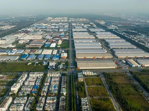 Xáo trộn trong cuộc đua hút vốn FDI