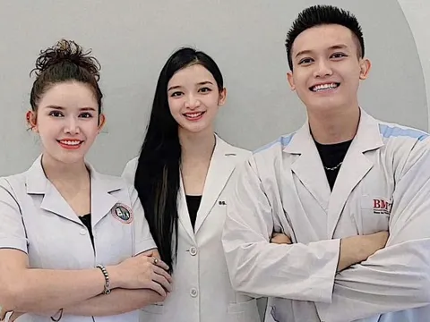 Một gia đình nghèo ở Gia Lai có 3 con học Y, làm bác sĩ, đạt Á vương và Á hậu