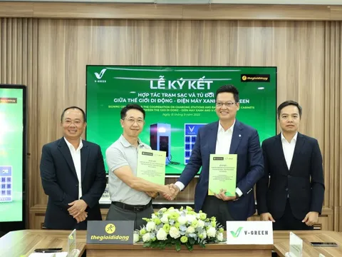 Công ty của ông Phạm Nhật Vượng "bắt tay" Thế Giới Di Động mở 2.000 trạm sạc, đổi pin xe điện
