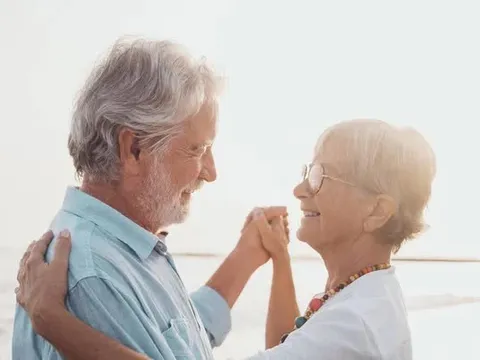 Người phụ nữ 56 tuổi nghỉ hưu với mức lương 16 triệu đồng/tháng, sau 1 năm lại hối hận: “Tưởng là an nhàn, ai ngờ bận rộn hơn đi làm”