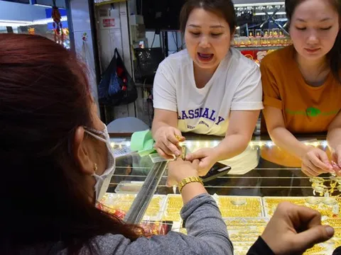 Thuế giao dịch vàng phải đánh trúng đầu cơ