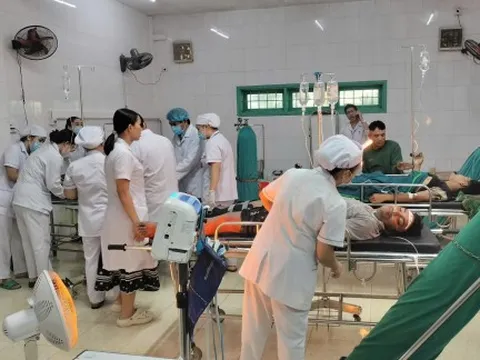Vụ xe tải mất lái lao vào chợ làm 3 người tử vong: Có 1 nạn nhân người Lào