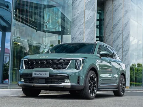 Tăng hơn 200 triệu đồng, Kia Sorento 2025 có gì mới?