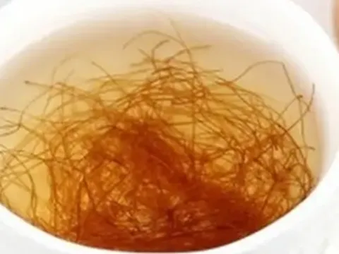 Thức khuya có hại gan không?