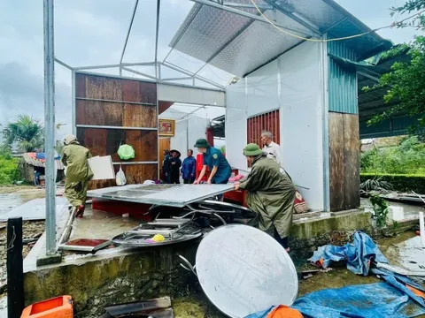 Kiệt quệ sau bão chồng bão