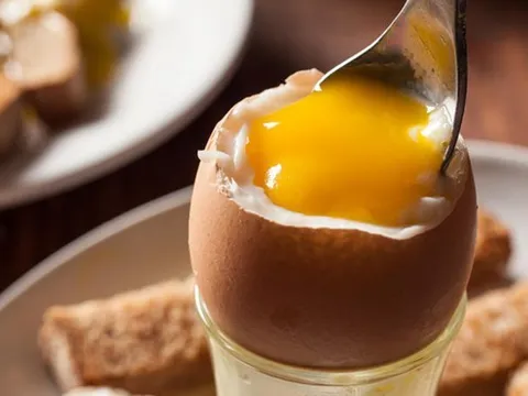 Ăn nhiều trứng có thực sự làm tăng cholesterol không: Nghiên cứu mới đã làm thay đổi suy nghĩ của nhiều người