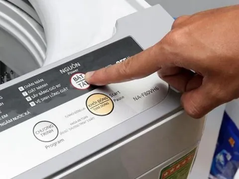 2 nút ít ai để ý trên máy giặt nhưng bật lên giúp quần áo khô nhanh bất ngờ: Nhiều người dùng bao năm vẫn không biết