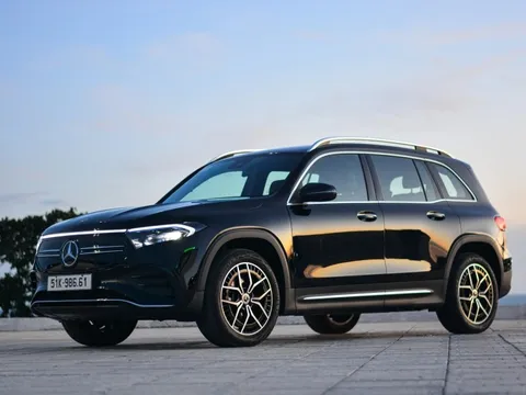 Mercedes-Benz EQB khai tử