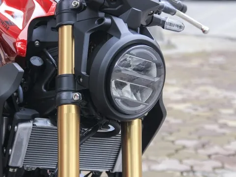 Gần 4.000 xe Honda CBF150 và CBF300 dính lỗi đèn pha