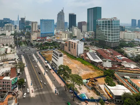TP.HCM yêu cầu Satra trả lại 'đất vàng' Thương xá Tax nếu không dùng