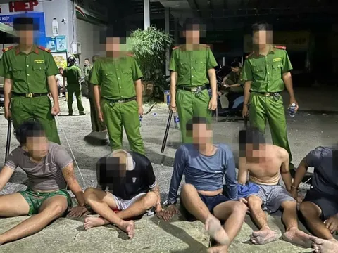 Tạm giữ 14 đối tượng cầm đầu vụ hơn 300 học viên phá rào trốn khỏi cơ sở cai nghiện ở An Giang