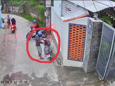 Clip 2 em nhỏ khiến kẻ trộm xe máy thất kinh bỏ chạy
