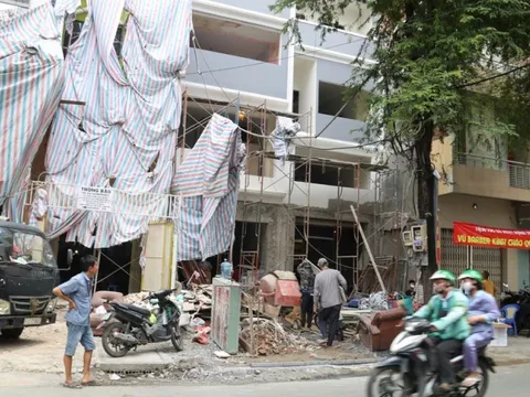 Giao thông khu Nam TP HCM "sáng thêm"