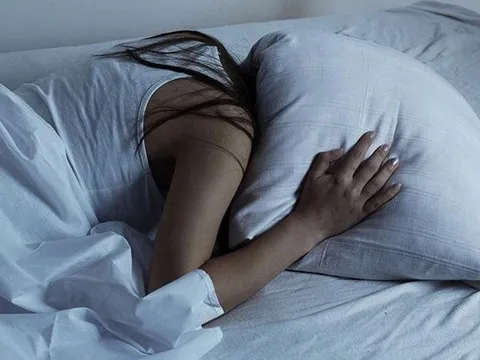 5 hoạt động người EQ thấp hay làm lúc 0h đêm