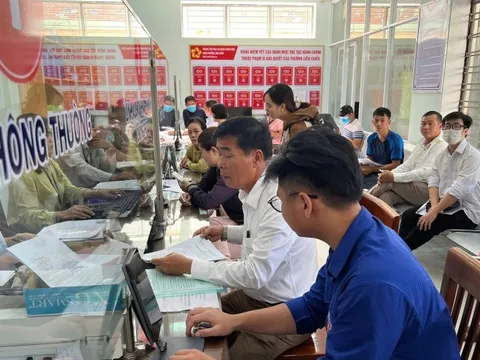 Phường ở Đà Nẵng giải thích lý do "10 người có mặt nhưng bấm số thứ tự đến 42"