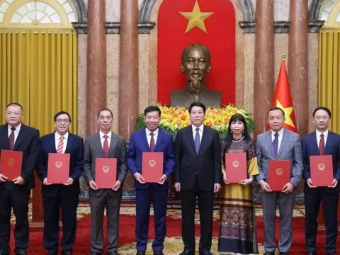 Chủ tịch nước bổ nhiệm đại sứ Việt Nam ở nước ngoài