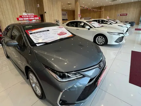 Ô tô mới ế ẩm, hãng mở kênh bán xe cũ