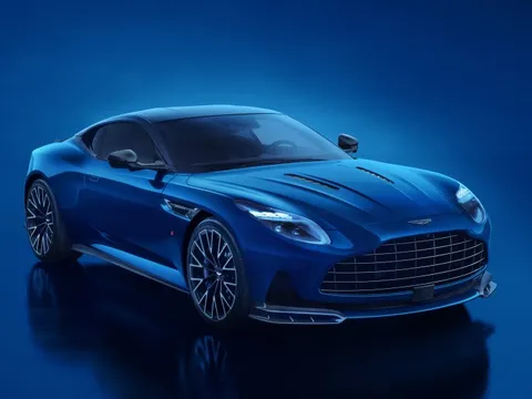 Chi tiết siêu xe Aston Martin DB12 S mạnh 700 mã lực