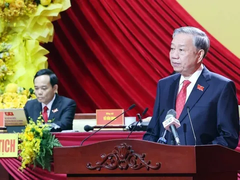 NGUỒN CỔ VŨ TO LỚN