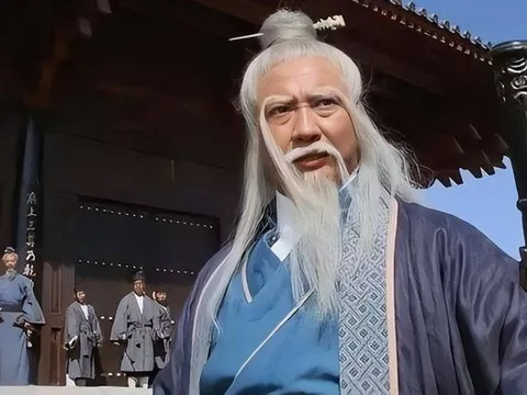 Giang hồ từng có một cao thủ khiến Trương Tam Phong kiêng dè, Dương Quá nghe tên cũng không dám đối đầu