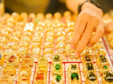 Giá vàng trong nước giảm sâu