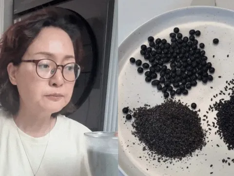 Mẹ tôi rất chăm uống loại nước màu đen này và không có một sợi tóc bạc nào ở tuổi 60, tóc còn bóng đẹp