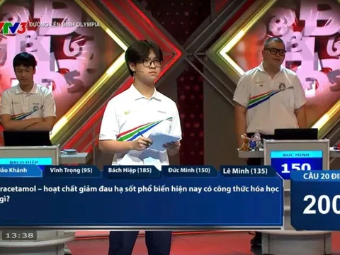 Chân dung cậu bé từng ngồi trước TV xem Olympia nay thành thí sinh mang cầu truyền hình Chung kết năm 2025 về cho Hà Nội