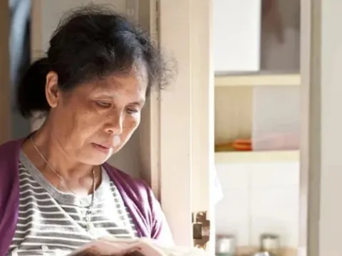 Nghĩ gửi tiết kiệm là đủ, tôi sống tằn tiện để “đổ tiền” vào ngân hàng, về hưu gặp chuyện mới thấy lãi ấy chẳng đáng