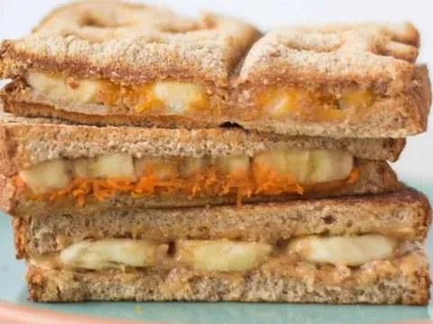 Người phụ nữ 21 tuổi tử vong sau khi ăn bánh sandwich