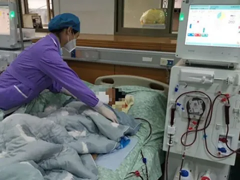 Người phụ nữ 29 tuổi suy thận sau khi ăn mì kiểu "quen thuộc"