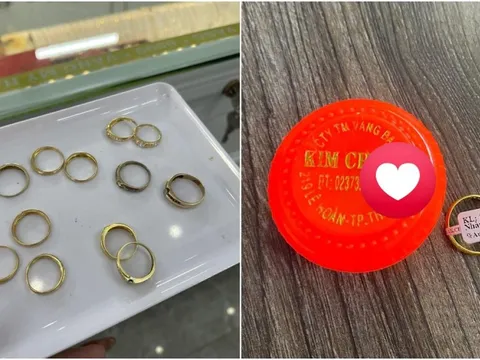 "Khi giá vàng tăng cao, nhẫn cưới cũng chỉ là một cái tên"