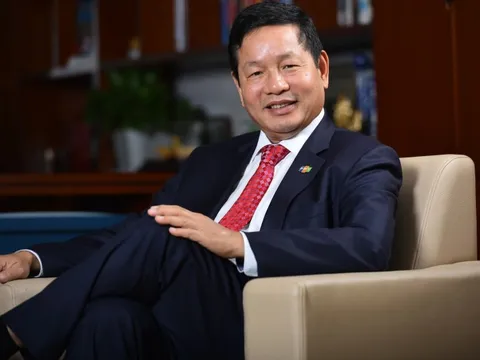 Cổ phiếu FPT tăng trần, kéo chứng khoán tăng vọt sau phiên giảm sốc