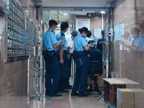 Chuyển khoản 4 lần tổng 3 tỷ đặt cọc mua nhà, chủ nhà khăng khăng chưa nhận tiền, người đàn ông chết sững: Công an vào cuộc!