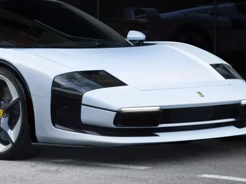 Ferrai ra mắt mẫu xe tri ân huyền thoại cuối cùng của Enzo Ferrari