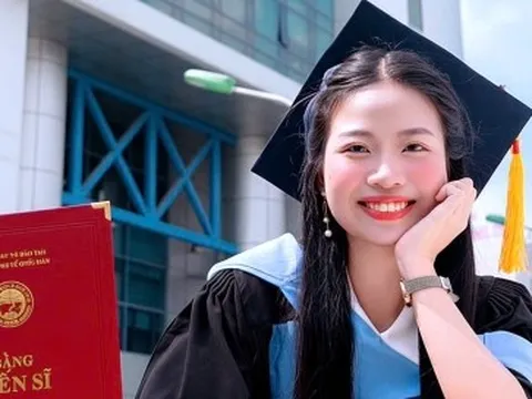 Nữ tiến sĩ 25 tuổi hiếm có của Đại học Kinh tế Quốc dân