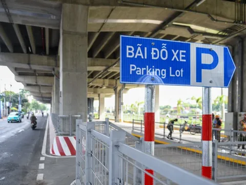 Bãi giữ xe quanh ga metro số 1 quá tải, Sở Xây dựng TP.HCM nói gì?
