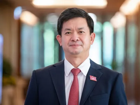 Miễn nhiệm Tổng Thư ký Quốc hội và Chủ nhiệm 2 Ủy ban của Quốc hội