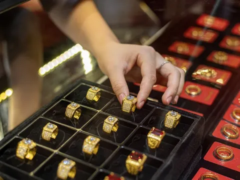 Giá vàng trong nước dần phục hồi