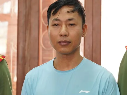 Khám xét nơi ở và nơi làm việc, bắt Trần Đình Tho