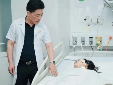 Những nữ anh hùng trước mũi dao của kẻ thủ ác