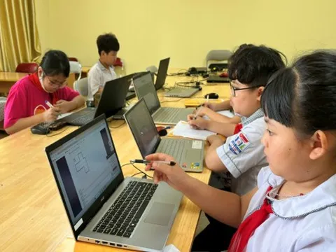 Bảo vệ phụ nữ và trẻ em trên không gian mạng: Cam kết toàn cầu từ Hà Nội