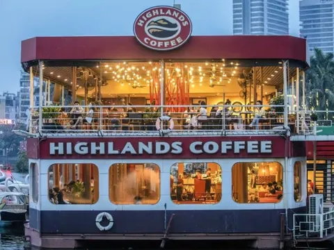 Loạt 'bom tấn' IPO Highlands Coffee, Điện Máy Xanh, Long Châu sắp 'nổ'